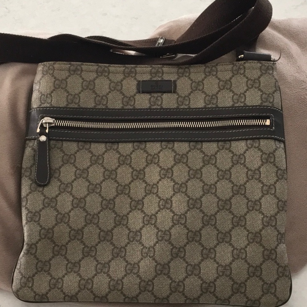Cross body bag